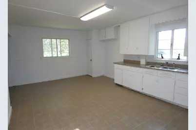 1627 Ogden Avenue, Benton Harbor, MI 49022 - Photo 11