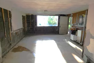 1627 Ogden Ave, Benton Harbor, MI 49022 - Photo 19