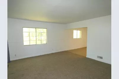 1627 Ogden Avenue, Benton Harbor, MI 49022 - Photo 9