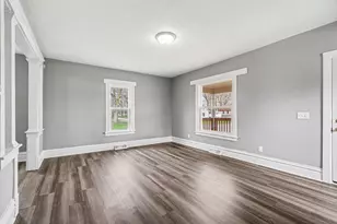 2008 E Stockbridge Ave, Kalamazoo, MI 49001 - Photo 9