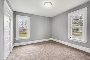 2008 E Stockbridge Ave, Kalamazoo, MI 49001 - Photo 13