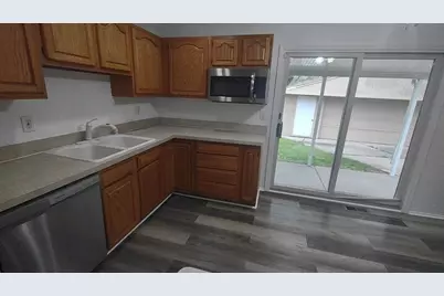 2365 Ravinewood, Ypsilanti, MI 48198 - Photo 7