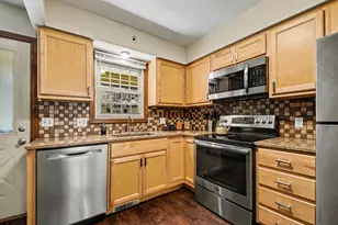 7486 Pine Grove Dr, Jenison, MI 49428 - Photo 9