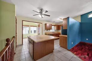 156 58th St SE, Grand Rapids, MI 49548 - Photo 9