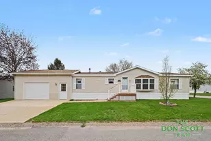 3567 Hollyfield Dr, Cedar Springs, MI 49319 - Photo 1