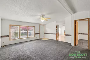 3567 Hollyfield Dr, Cedar Springs, MI 49319 - Photo 3