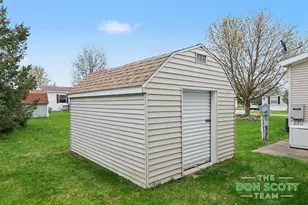 3567 Hollyfield Dr, Cedar Springs, MI 49319 - Photo 19