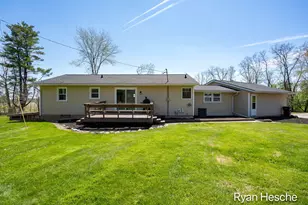 4837 Bancroft Ave SE, Lowell, MI 49331 - Photo 3
