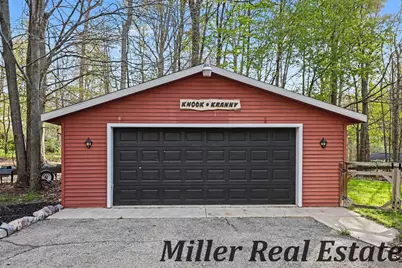 300 Bethany Drive, Hastings, MI 49058 - Photo 11