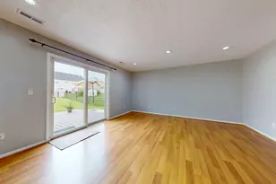 6590 Robindale Dr, Ypsilanti, MI 48197 - Photo 7