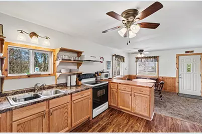 880 W Lincoln Avenue, White Cloud, MI 49349 - Photo 7
