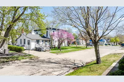 922 Main Street, Saint Joseph, MI 49085 - Photo 3