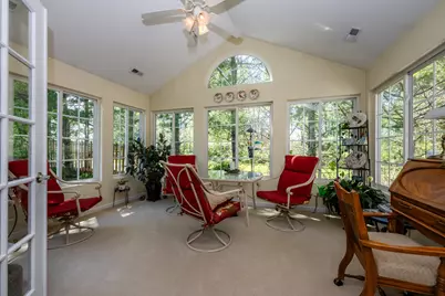 2848 Villa Lane, Benton Harbor, MI 49022 - Photo 9