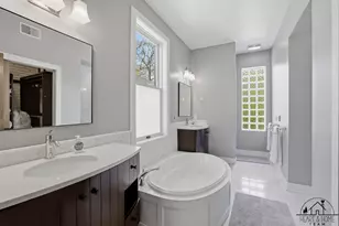 40 Lexington Ave NW, Grand Rapids, MI 49504 - Photo 29