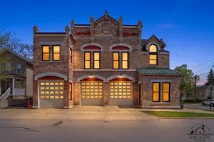 40 Lexington Ave NW, Grand Rapids, MI 49504 - Photo 1