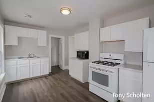 1351 Broadway Ave NW, Grand Rapids, MI 49504 - Photo 3