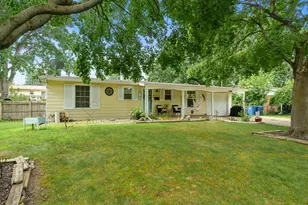 214 Morningside Dr, Battle Creek, MI 49015 - Photo 1