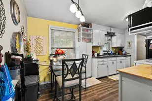 214 Morningside Dr, Battle Creek, MI 49015 - Photo 7