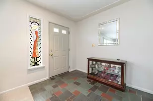 235 Central St, Battle Creek, MI 49017 - Photo 3