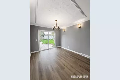 2200 Rossiter Place, Lansing, MI 48911 - Photo 21