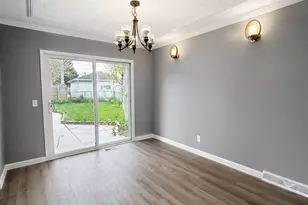 2200 Rossiter Pl, Lansing, MI 48911 - Photo 21