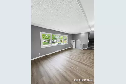 2200 Rossiter Place, Lansing, MI 48911 - Photo 13