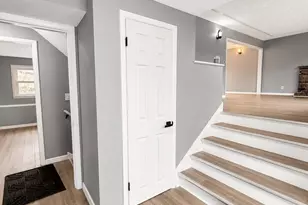2200 Rossiter Pl, Lansing, MI 48911 - Photo 25