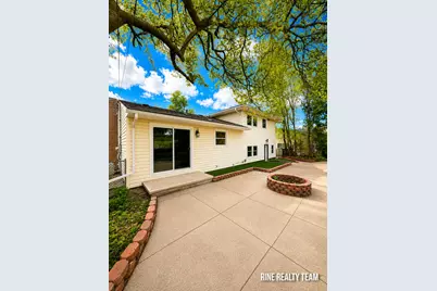 2200 Rossiter Place, Lansing, MI 48911 - Photo 7