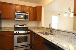 4057 Rivertown Ln SW, Wyoming, MI 49418 - Photo 7