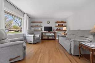 2821 Lakeview Ave, Saint Joseph, MI 49085 - Photo 5