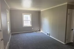19421 Elkhart St, Harper Woods, MI 48225 - Photo 7