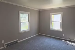 19421 Elkhart St, Harper Woods, MI 48225 - Photo 13