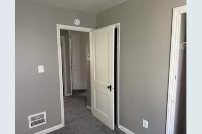 19421 Elkhart Street, Harper Woods, MI 48225 - Photo 9