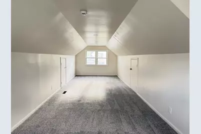 22864 Piper Avenue, Eastpointe, MI 48021 - Photo 11