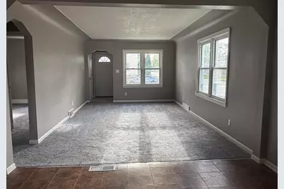 22864 Piper Avenue, Eastpointe, MI 48021 - Photo 5