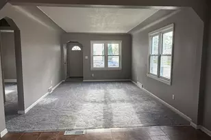 22864 Piper Ave, Eastpointe, MI 48021 - Photo 5