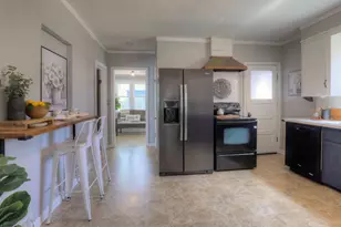 241 Woodward St, Zeeland, MI 49464 - Photo 15