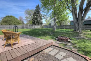 241 Woodward St, Zeeland, MI 49464 - Photo 9
