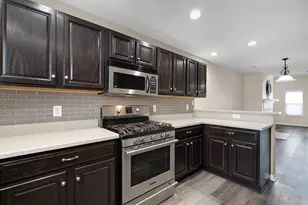 16992 Farmington Rd, Livonia, MI 48154 - Photo 17