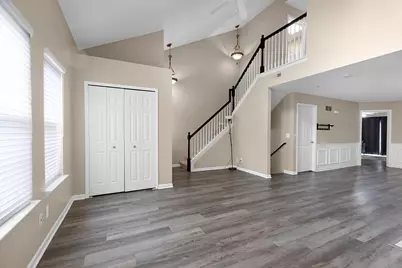16992 Farmington Road, Livonia, MI 48154 - Photo 9