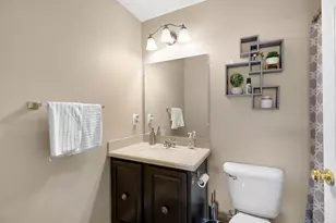 16992 Farmington Rd, Livonia, MI 48154 - Photo 19
