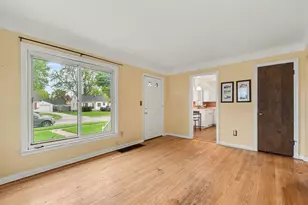 718 Buckingham St SW, Wyoming, MI 49509 - Photo 7