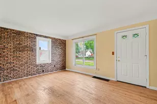 718 Buckingham St SW, Wyoming, MI 49509 - Photo 5
