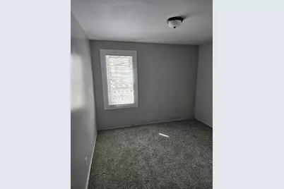 7283 Minock, Detroit, MI 48228 - Photo 9