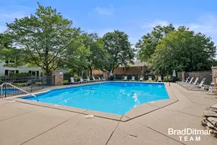 2436 Abbington Dr SE, Grand Rapids, MI 49506 - Photo 31