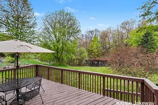 10858 Wildwood Dr, Greenville, MI 48838 - Photo 9