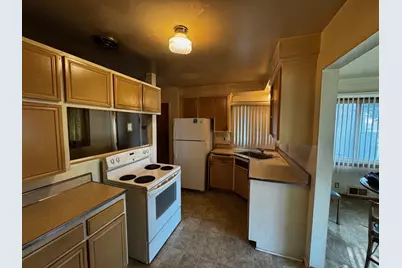20370 Cherokee Street, Detroit, MI 48219 - Photo 7