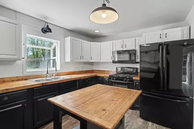 243 E Catherine Street, Bellevue, MI 49021 - Photo 9