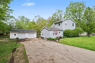 243 E Catherine St, Bellevue, MI 49021 - Photo 3