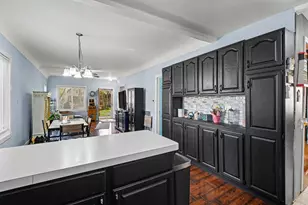 826 Orange St, Wyandotte, MI 48192 - Photo 9